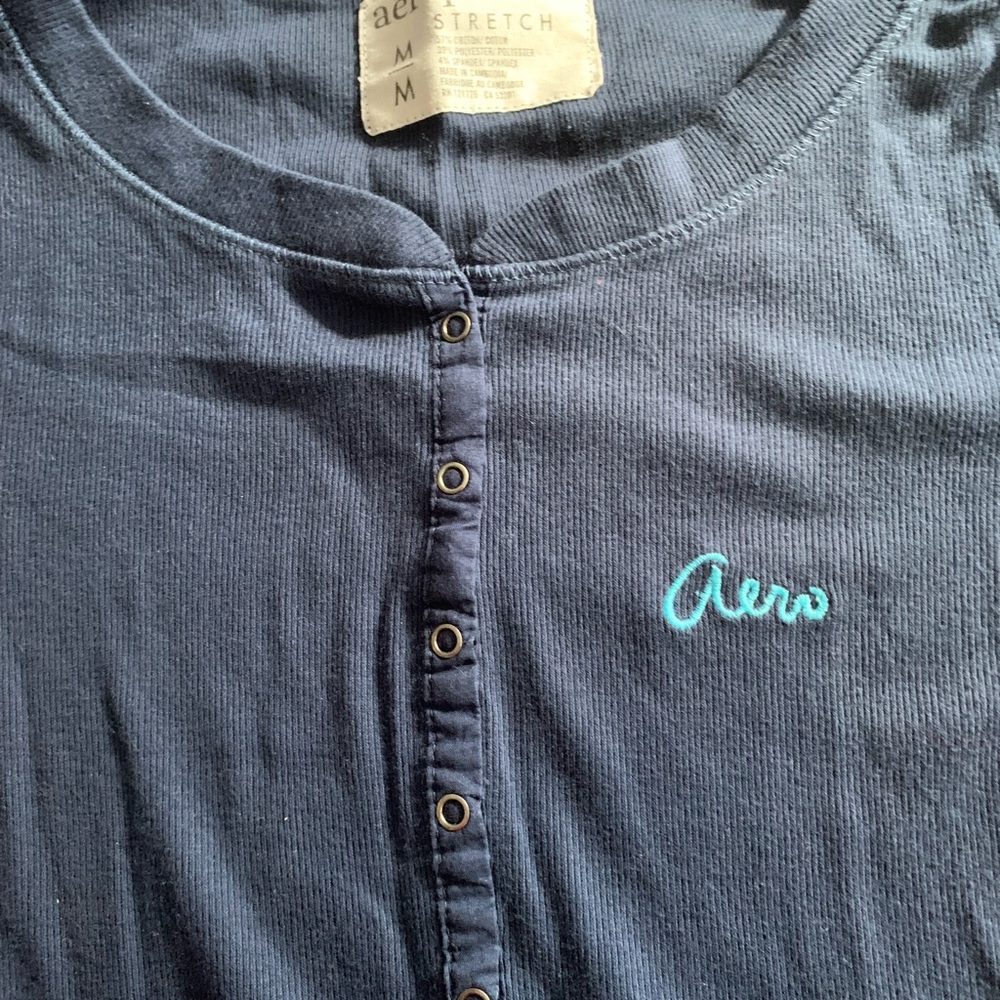 Aeropostale navy thermal szM fits like a small